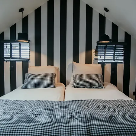 La Courte Echelle * Βερβιέ